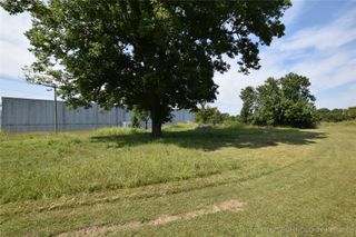 317 E Oak Street, Stilwell, OK 74960