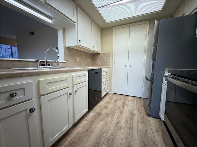 1121 Signal Ridge Place, Rockwall, TX 75032