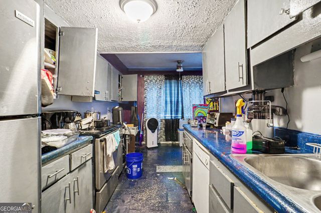 6354 Shannon Parkway 15C, Union City, GA 30291