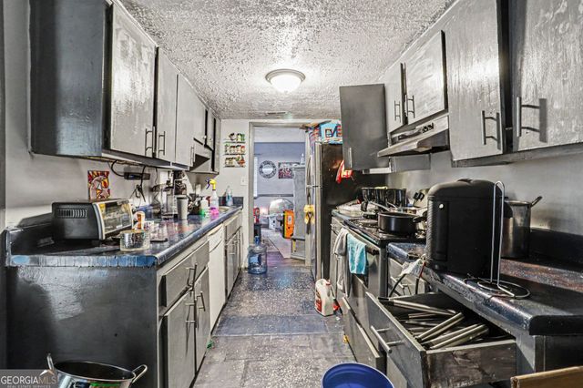 6354 Shannon Parkway 15C, Union City, GA 30291