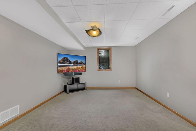 1713 Polaris Court, Saint Cloud, MN 56303