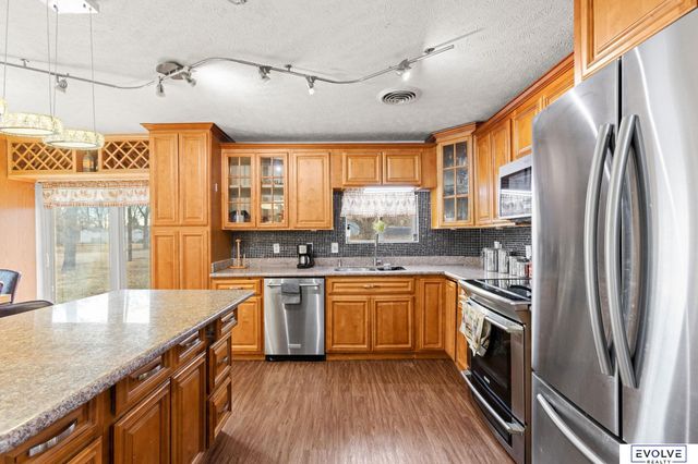 650 Jaynes Street, Omaha, NE 68110