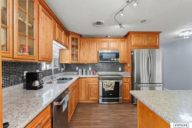 650 Jaynes Street, Omaha, NE 68110