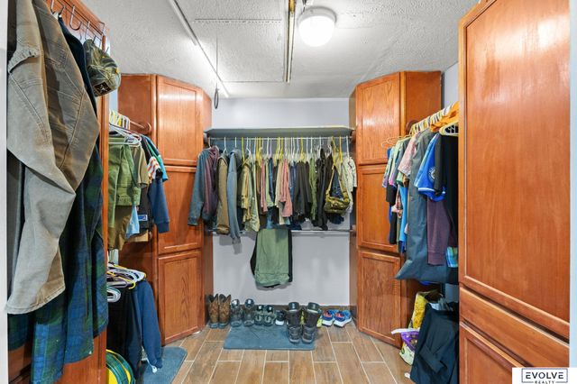 650 Jaynes Street, Omaha, NE 68110