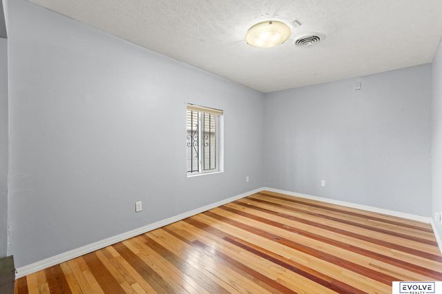 650 Jaynes Street, Omaha, NE 68110