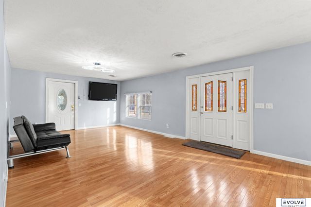 650 Jaynes Street, Omaha, NE 68110