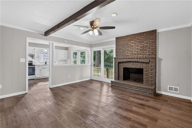 12001 E 57th Street, Kansas City, MO 64133