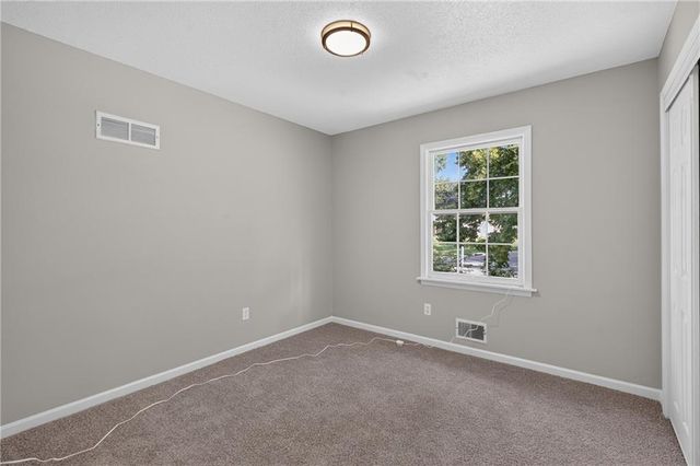 12001 E 57th Street, Kansas City, MO 64133