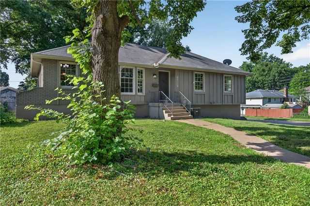 12001 E 57th Street, Kansas City, MO 64133