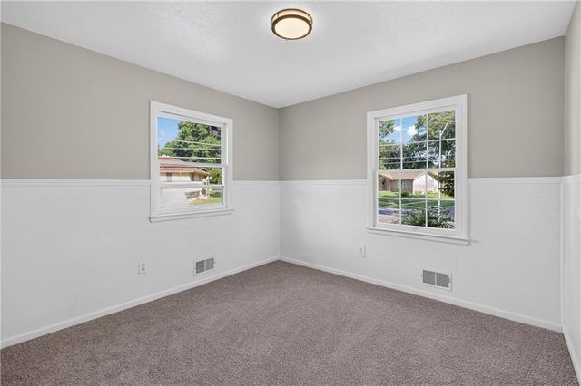 12001 E 57th Street, Kansas City, MO 64133