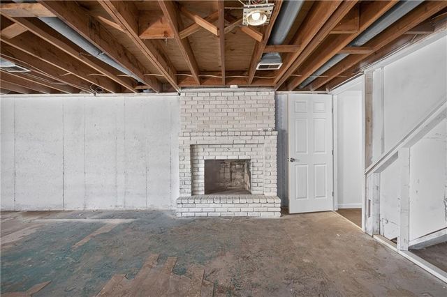 12001 E 57th Street, Kansas City, MO 64133