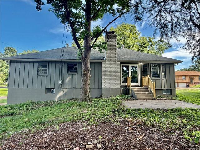12001 E 57th Street, Kansas City, MO 64133