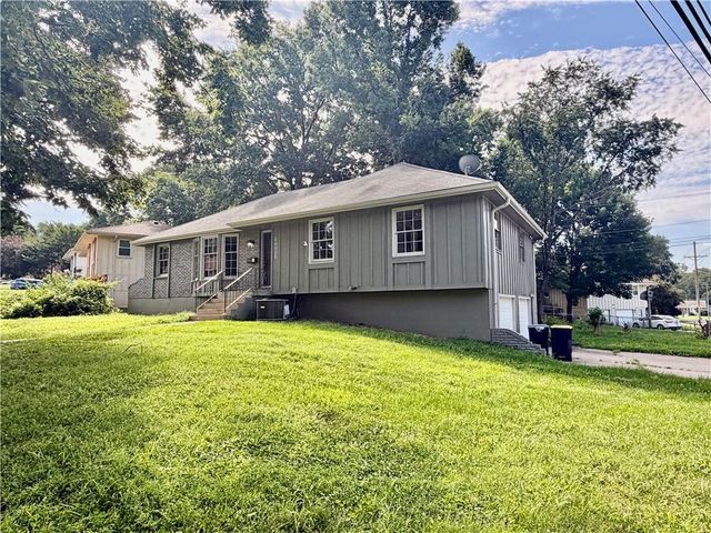 12001 E 57th Street, Kansas City, MO 64133