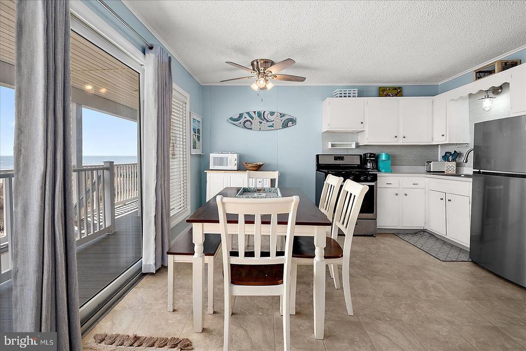 Image 16 of property listing at 12401 WIGHT ST #8, Ocean City, MD 21842