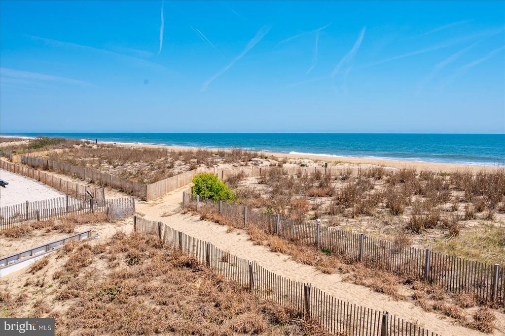 Image 38 of property listing at 12401 WIGHT ST #8, Ocean City, MD 21842
