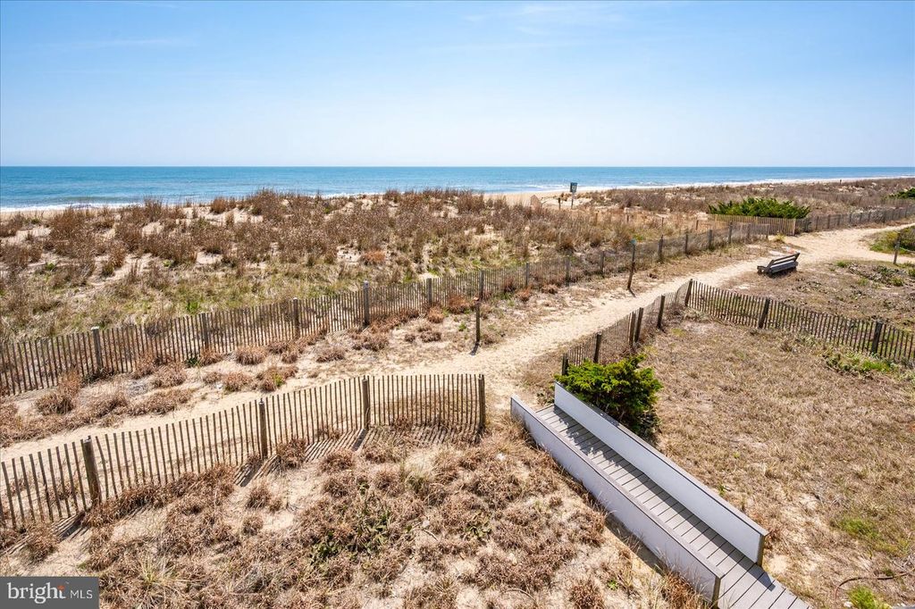 Image 41 of property listing at 12401 WIGHT ST #8, Ocean City, MD 21842