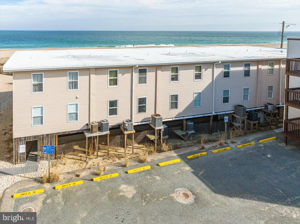Image 52 of property listing at 12401 WIGHT ST #8, Ocean City, MD 21842