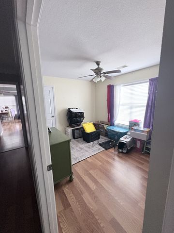 1816 Patricia Dr, Clarksville, TN 37040