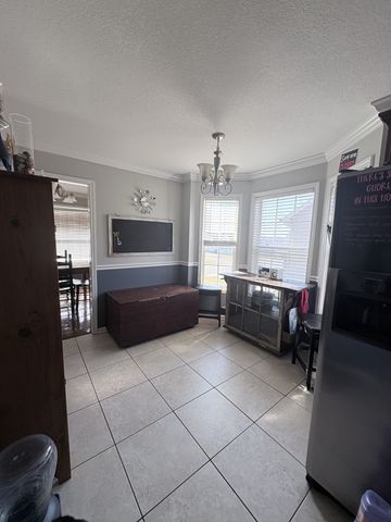 1816 Patricia Dr, Clarksville, TN 37040