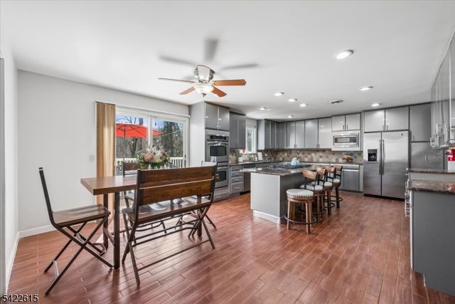 13 Bridge Hollow Rd, Tewksbury Twp., NJ 07830