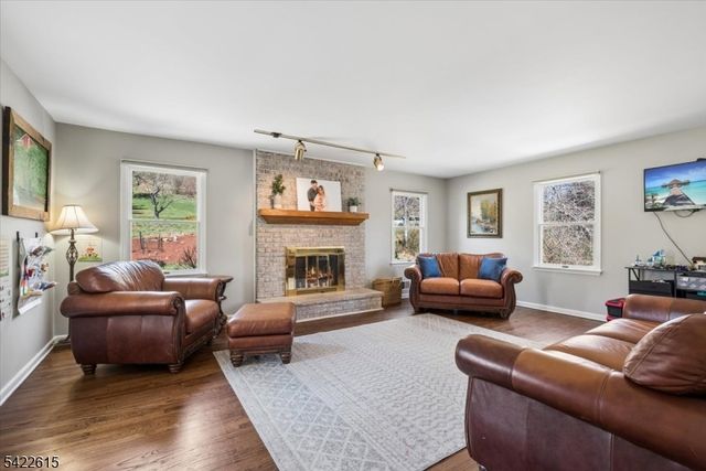 13 Bridge Hollow Rd, Tewksbury Twp., NJ 07830