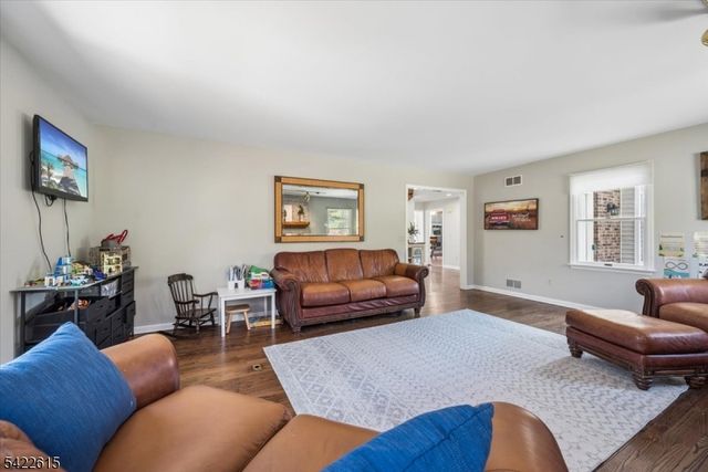 13 Bridge Hollow Rd, Tewksbury Twp., NJ 07830