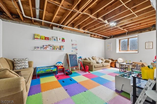 13 Bridge Hollow Rd, Tewksbury Twp., NJ 07830