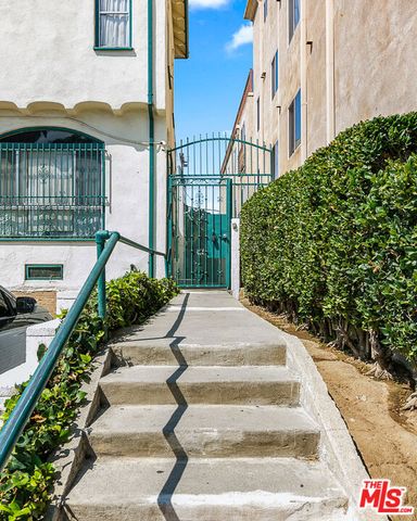 4051 W 4th Street, Los Angeles, CA 90020