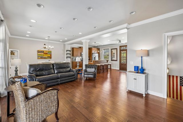 350 Blue Moon Rdg, Smithville, TN 37166