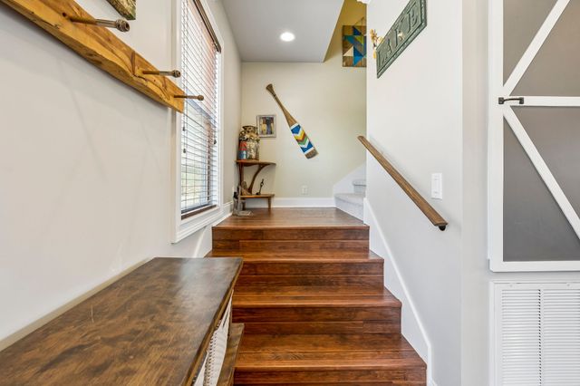 350 Blue Moon Rdg, Smithville, TN 37166