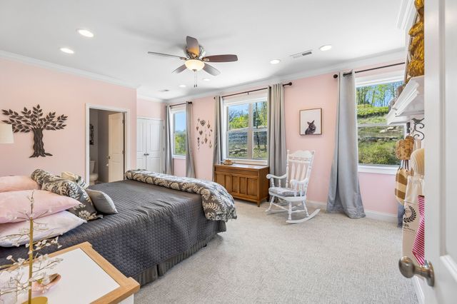 350 Blue Moon Rdg, Smithville, TN 37166