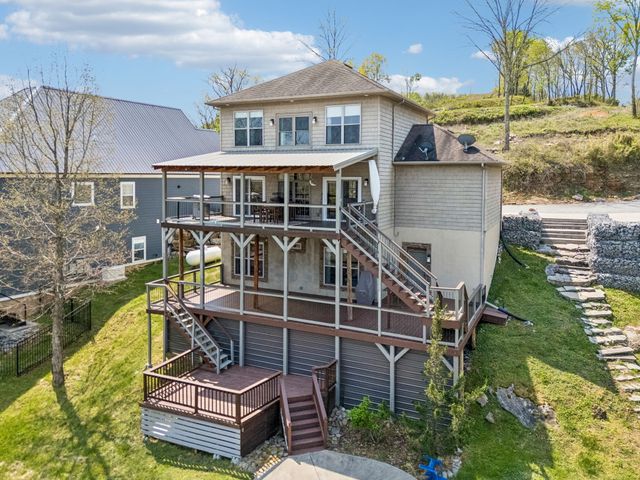 350 Blue Moon Rdg, Smithville, TN 37166