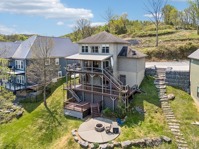 350 Blue Moon Rdg, Smithville, TN 37166