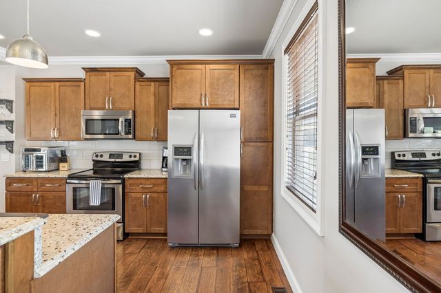350 Blue Moon Rdg, Smithville, TN 37166