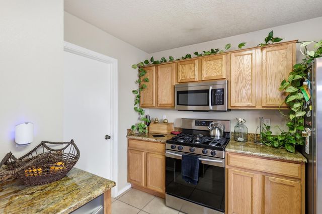 1020 Alexandra Street SW, Albuquerque, NM 87121