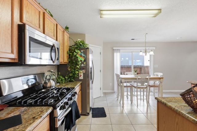 1020 Alexandra Street SW, Albuquerque, NM 87121