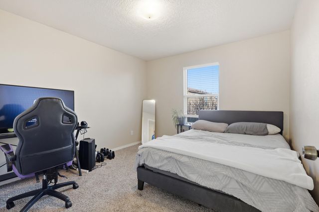 1020 Alexandra Street SW, Albuquerque, NM 87121