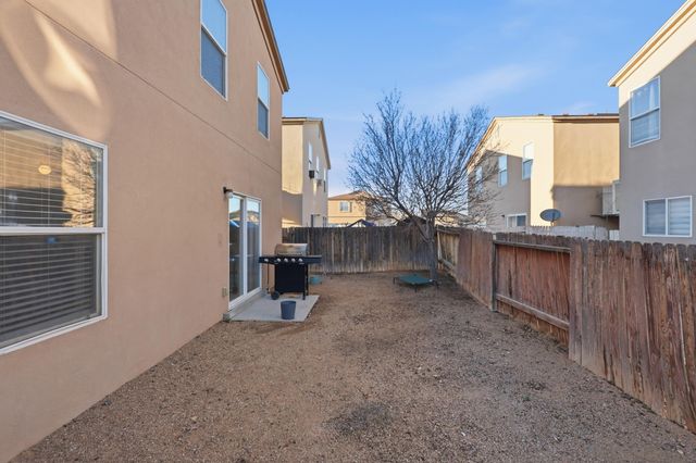 1020 Alexandra Street SW, Albuquerque, NM 87121