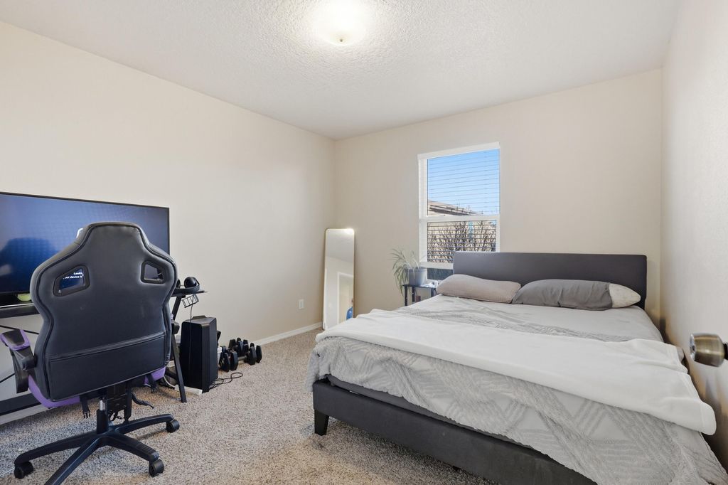 Image 26 of property listing at 1020 Alexandra Street SW, Albuquerque, NM 87121