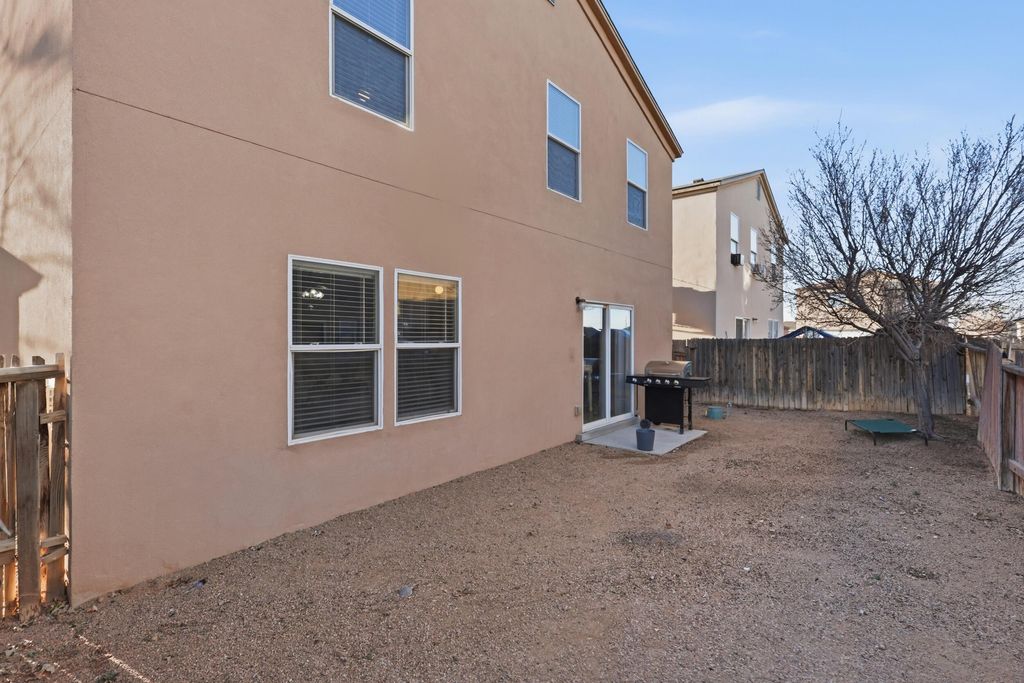 Image 29 of property listing at 1020 Alexandra Street SW, Albuquerque, NM 87121