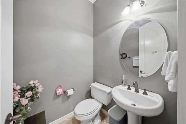 8784 Larkspur, Corona, CA 92883