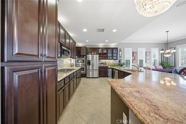 8784 Larkspur, Corona, CA 92883