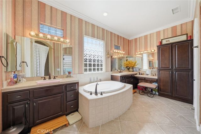 8784 Larkspur, Corona, CA 92883