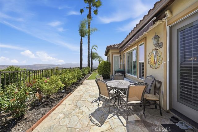 8784 Larkspur, Corona, CA 92883