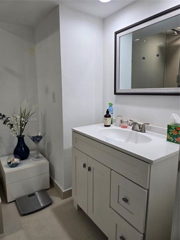 20379 W Country Club Dr 2531, Aventura, FL 33180