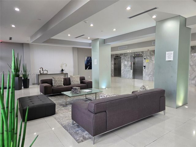20379 W Country Club Dr 2531, Aventura, FL 33180