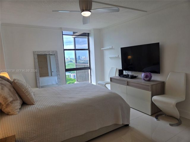 20379 W Country Club Dr 2531, Aventura, FL 33180