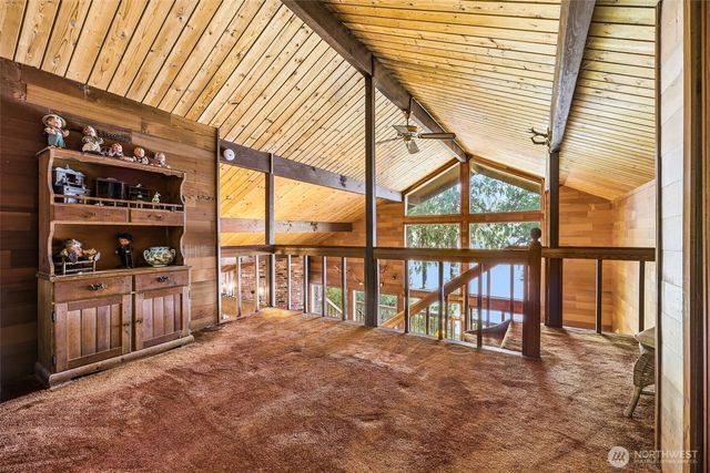 910 E Saint Andrews Drive, Shelton, WA 98584