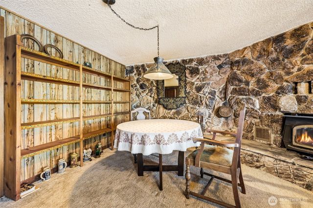 910 E Saint Andrews Drive, Shelton, WA 98584