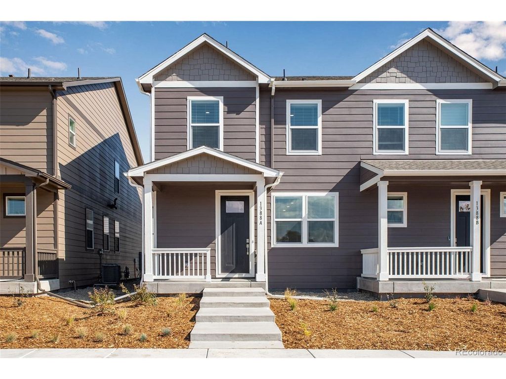 1357 S Chester St B, Denver, CO 80247